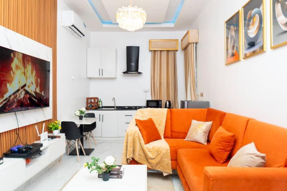 Urban Retreat Luxury Shortlet Apartment Lekki Ajah Lagos With Pool And Gym Zewnętrze zdjęcie